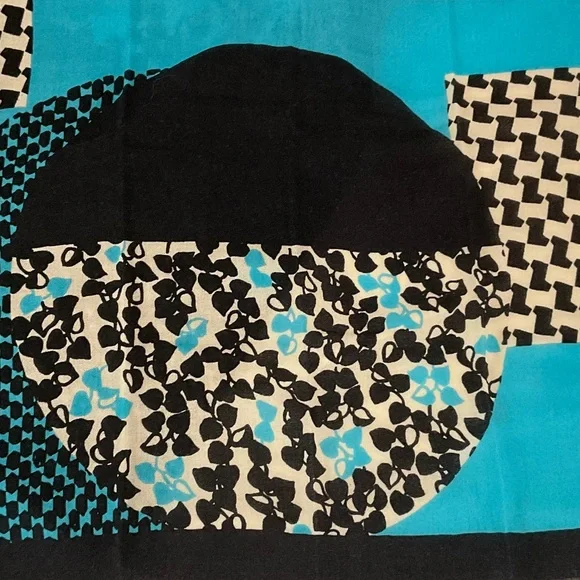 Vintage Carlisle Colorful Patterned Oblong Wool Scarf - Picture 4 of 5